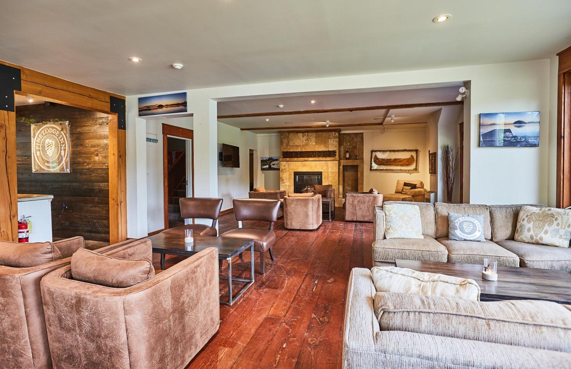 הנטסוויל 3 Pines Lodge Muskoka מראה חיצוני תמונה