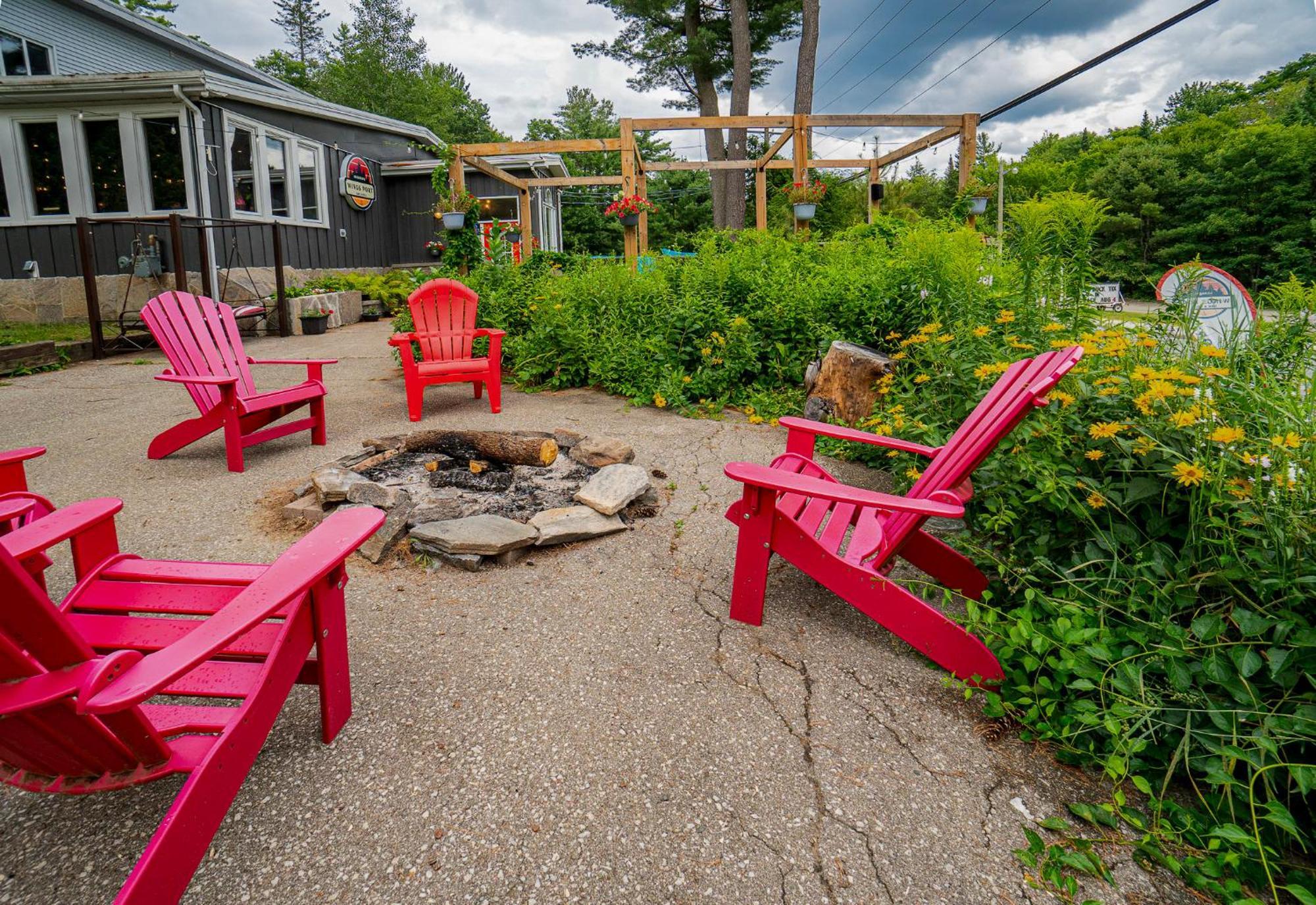 הנטסוויל 3 Pines Lodge Muskoka מראה חיצוני תמונה